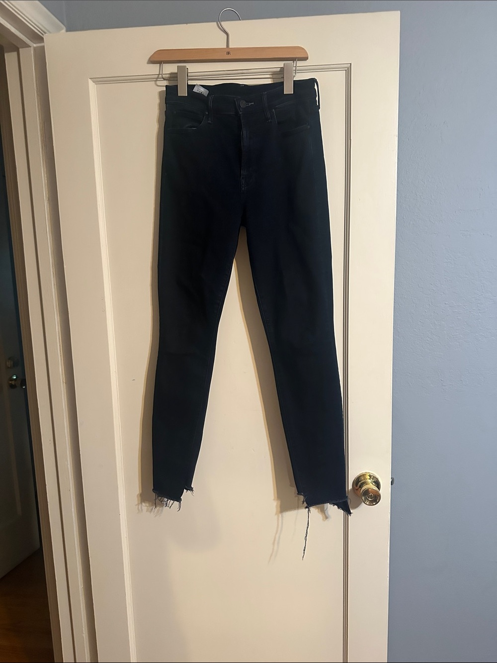 Women’s Black High-Rise Skinny Mothers jeans